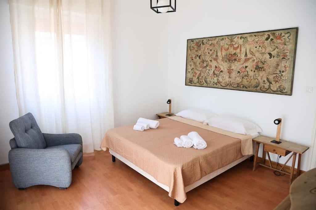 La Casa Del Maggiore, Tra Mare E Centro Apartment Palermo Luaran gambar